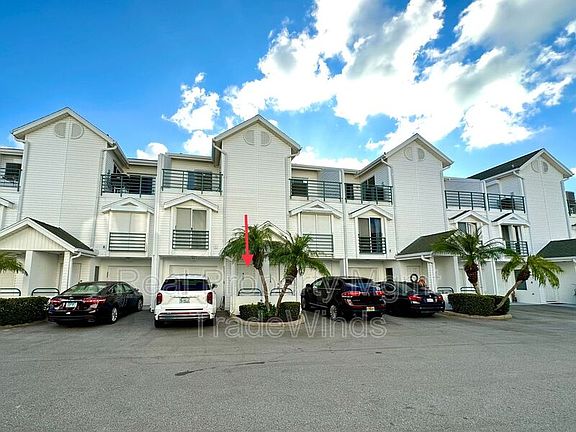 3rd image of 320 Island Way APT 207