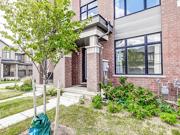 2nd image of 400 Newman Dr #31