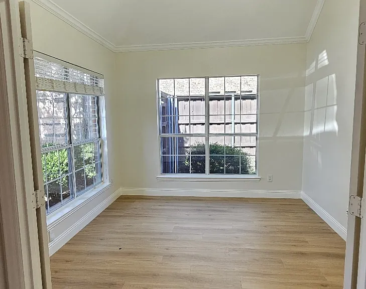 421 Long Cove Ct — Photo 18