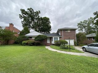 13 Lois Ln, Newport News, VA 23608