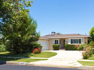 20235 Schoolcraft St, Winnetka, CA 91306