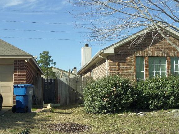 3rd image of 2419 Grand Canyon Dr