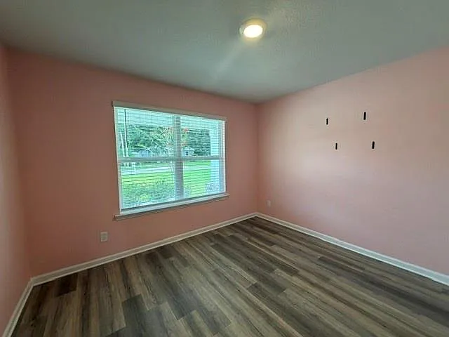 9052 Home Ave — Photo 12