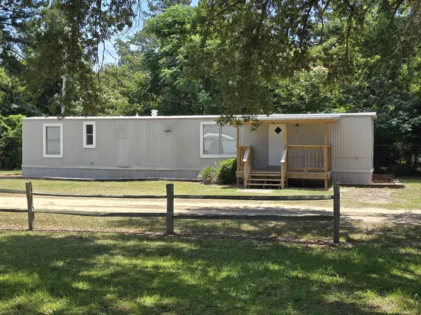 8 Jackson Rd, Brooklet, GA 30415