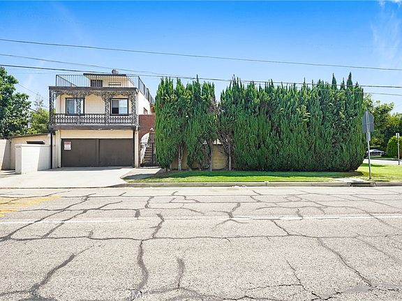 3rd image of 203 Benrud St