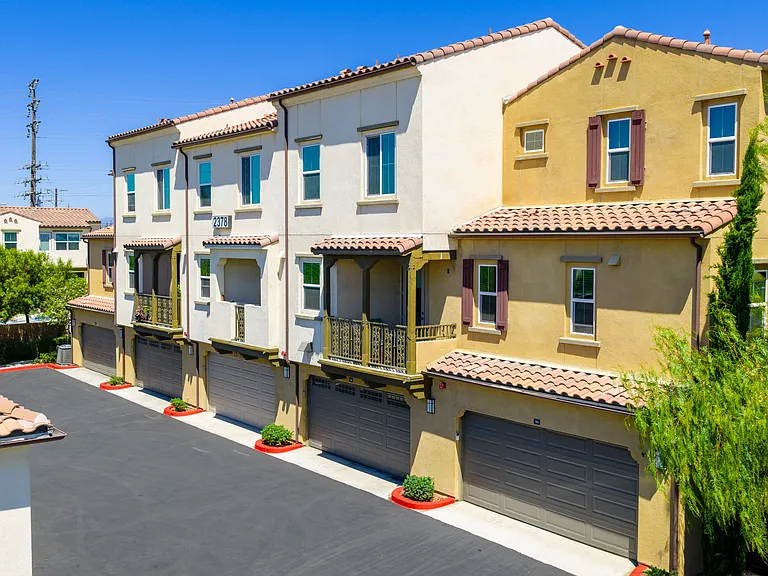 Arrow Vista Village — Photo 82
