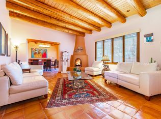 609 Vista De La Ciudad, Santa Fe, NM 87501