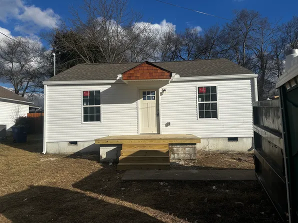 1305 Walker St, Shelbyville, TN 37160