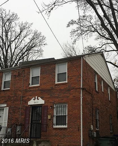 2nd image of 3411 25th St SE