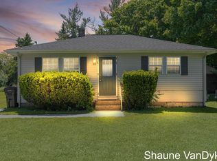 88 Violet St SW, Grand Rapids, MI 49548