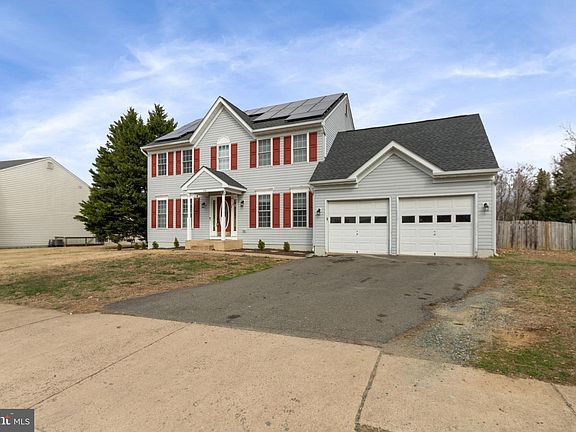 4th image of 60 Portland Dr