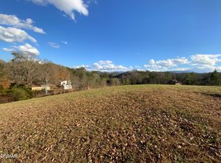 71 Max Ridge Ln, Sevierville, TN 37862