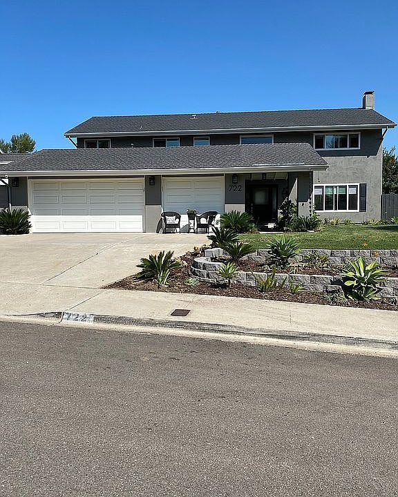 2nd image of 722 Fresca Ct