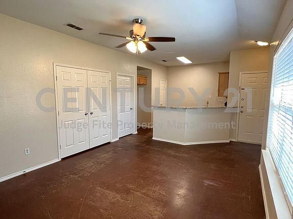 2nd image of 117 Sunburst Ct