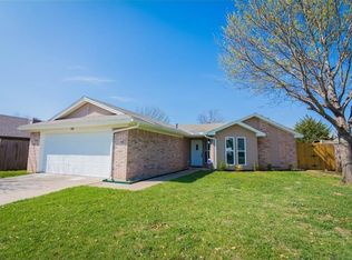 1080 W Hills Ter, Saginaw, TX 76179