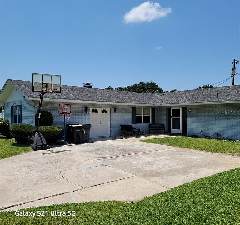 1st image of 129 SHELLEY DRIVE