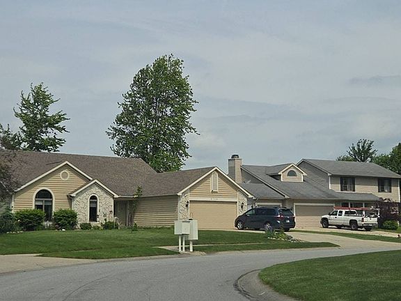 4th image of 9723 W Cove Ct