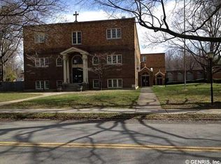 41 Colebrook Dr, Irondequoit, NY 14617