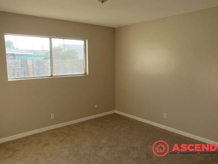 2623 Van Buren Pl — Photo 11
