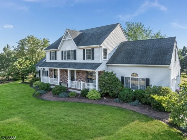 3 EINSTEIN COURT, Raritan Twp., NJ 08822