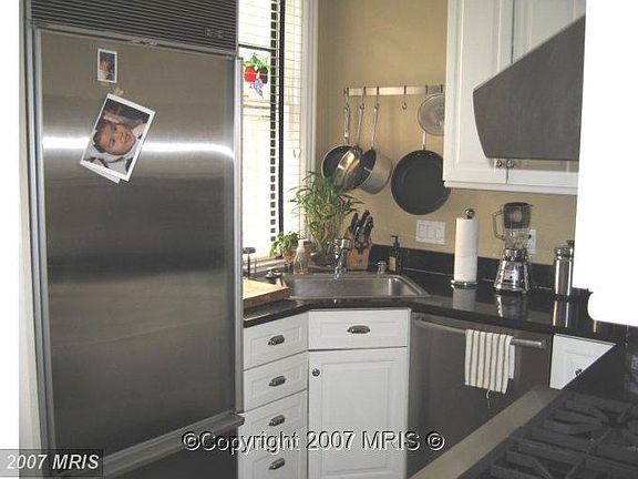 3rd image of 1620 34th St NW