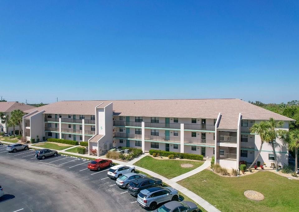 1st image of 175 KINGS HIGHWAY #514
