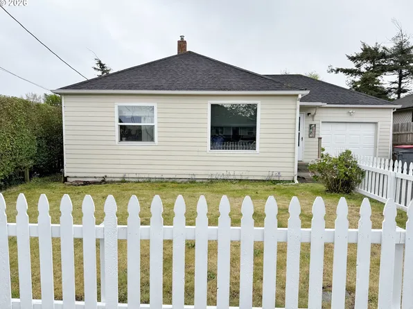 1021 4th Ave, Seaside, OR 97138