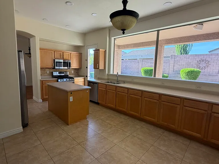 7464 E Odessa Cir — Photo 8