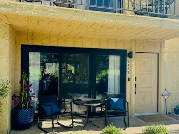 2423 Los Patos Dr, Palm Springs, CA 92264