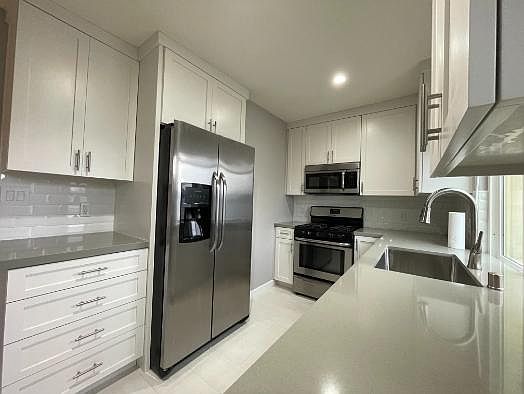 Kitchen - 2nd Floor