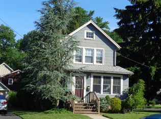 200 3rd St, Dunellen, NJ 08812