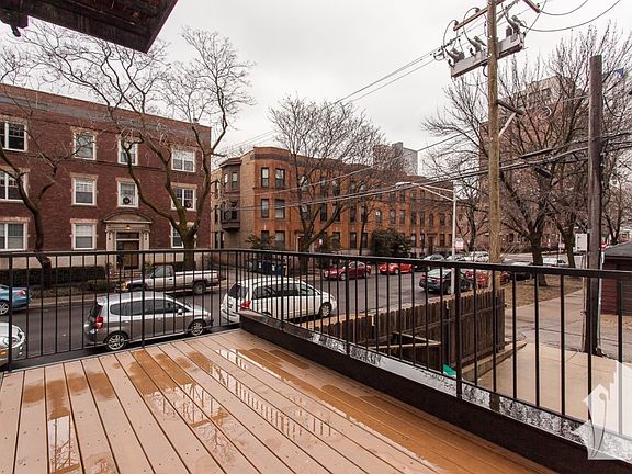 2nd image of 3763 N Wilton Ave #878401