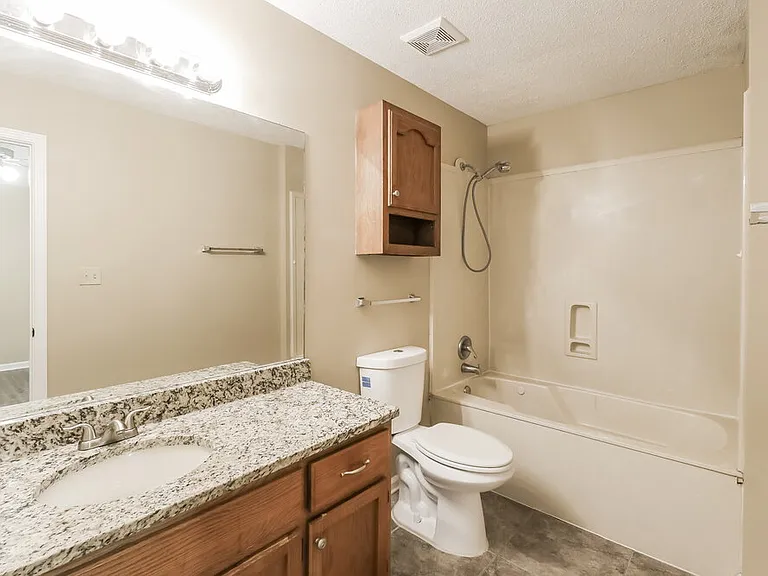 6659 Valerie Dr — Photo 14