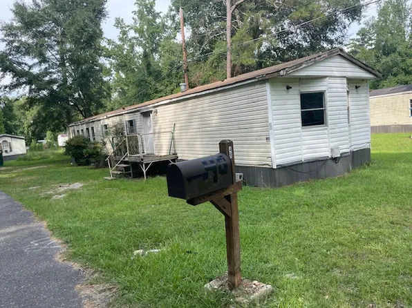 1510 Nebula Rd, Manchester, GA 31816