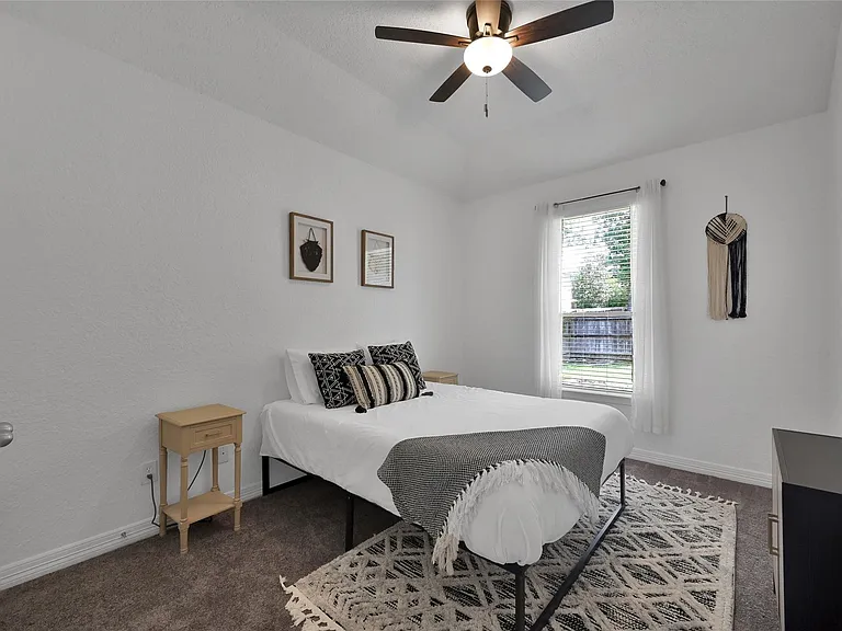 13014 Walden Rd — Photo 16