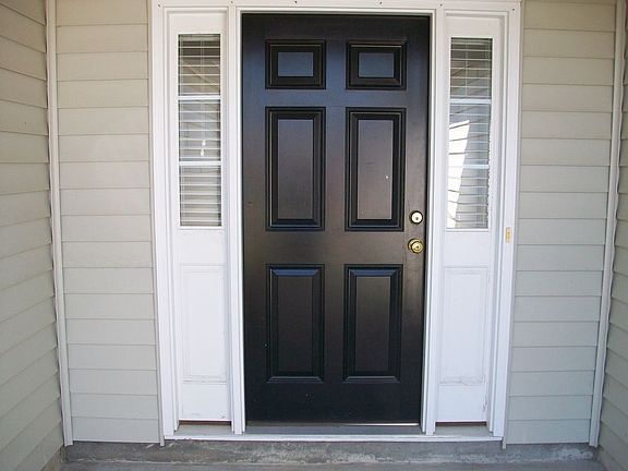 2nd image of 1878 Neese Cir NE