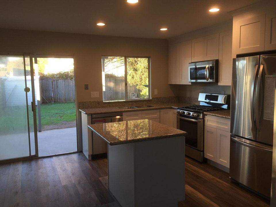 1st image of 1212 Sumner Ave #1212