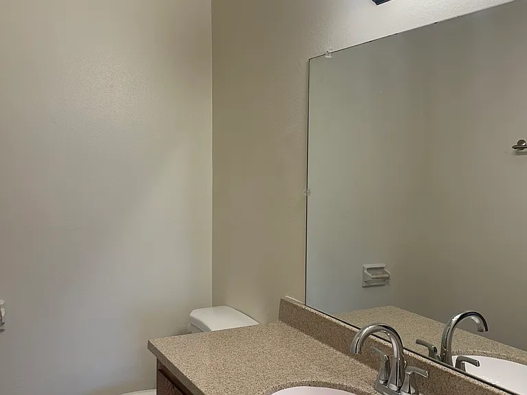 Mill Road Apartments — Photo 16