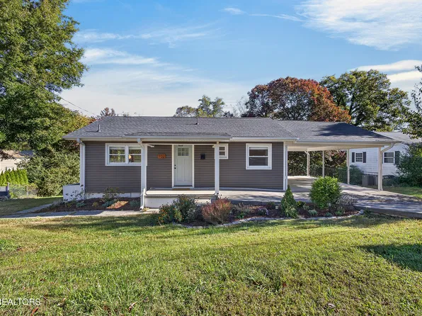 102 Poplar Rd, Oak Ridge, TN 37830