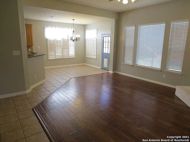 519 Ginsberg Dr — Photo 14