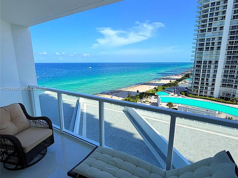 16699 Collins Ave #1410 — Photo 29