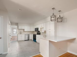 120 Greenbriar Rd, Lexington, KY 40503