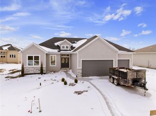 25011 W 89th St, Lenexa, KS 66227