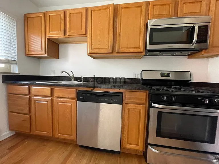 2372 Wooster Rd #4 — Photo 6
