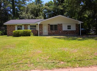 417 Rogers Rd, Hinesville, GA 31313