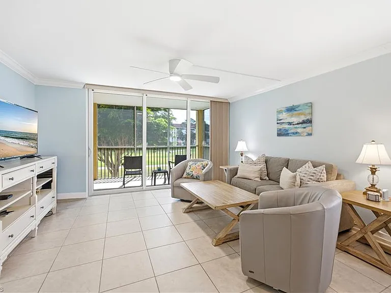 1083 Forest Lakes Dr #209 — Photo 7