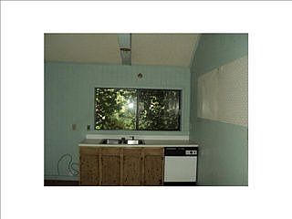 3rd image of 18107 Park Dr