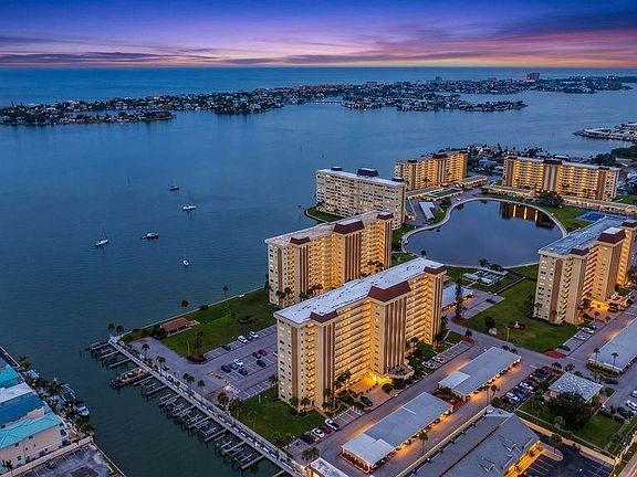 4th image of 4550 COVE CIRCLE #502