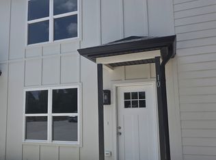 219 Mullican St #1-10-1, McMinnville, TN 37110