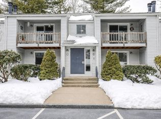 4 Ternbury Sq, Nashua, NH 03060